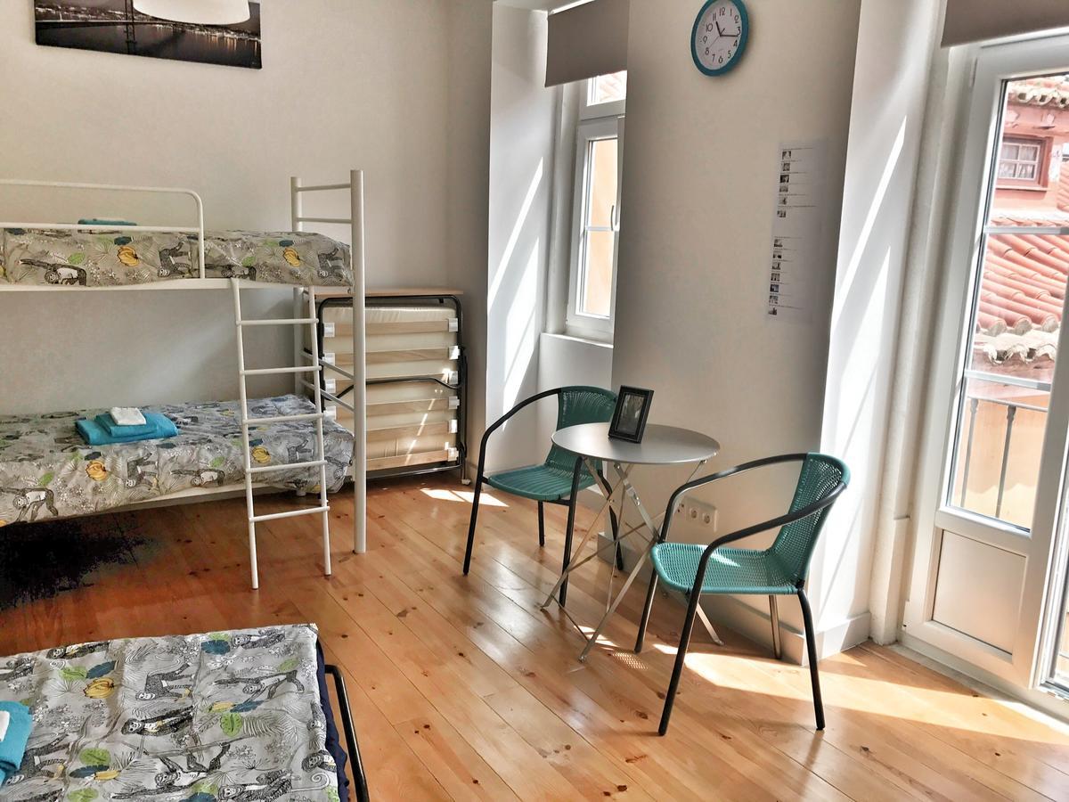 Guesthouse Castelo Лиссабон Номер фото